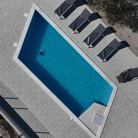 Villa House Beka