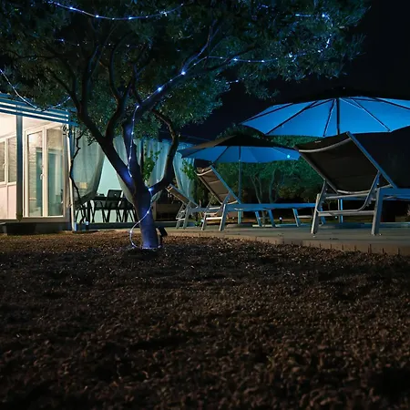 فيلة House Beka *