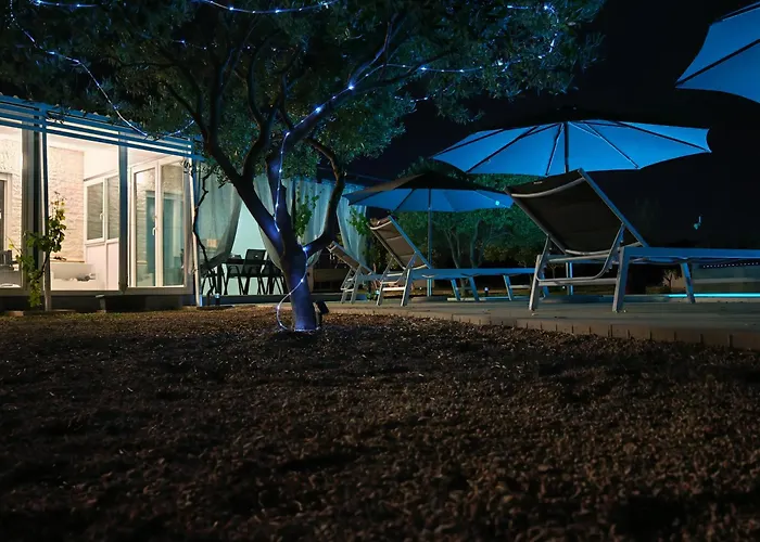 וילה House Beka *