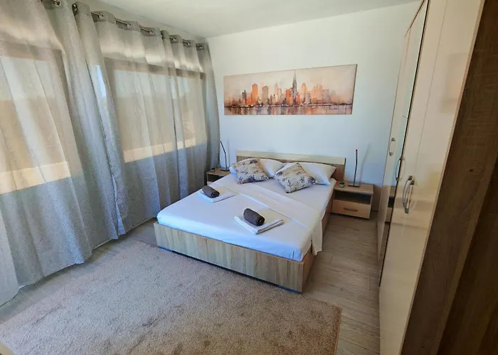 House Beka * シベニク